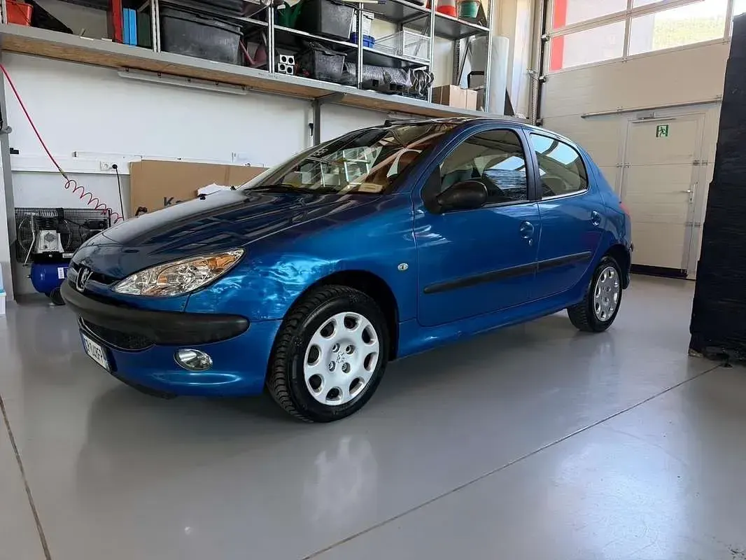 Usata Peugeot 206 S 68 CV (50 kW) 2004 Blu Berlina