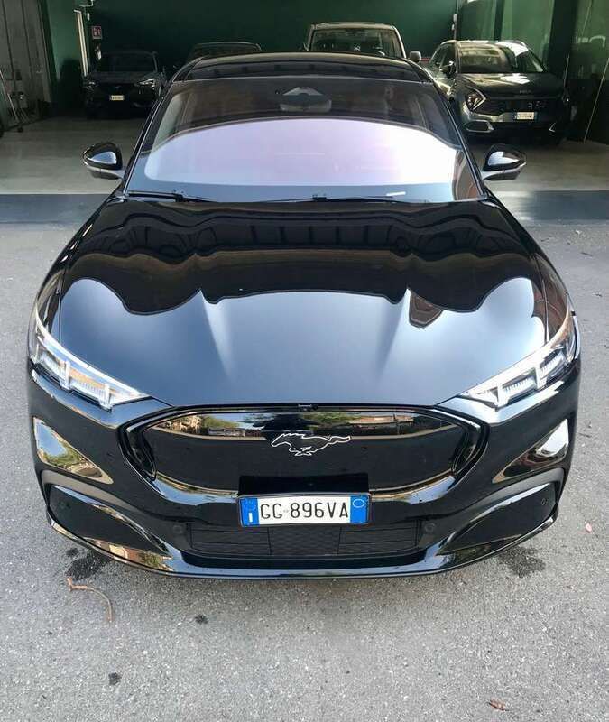 Usata Ford Mustang Mach-E 124 kW (169 CV) 2022 Nero SUV