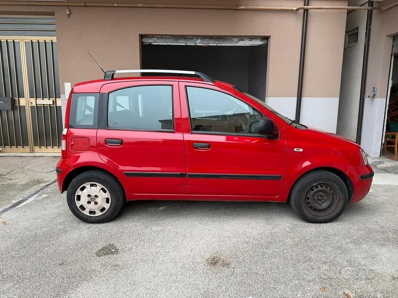 Usata Fiat Panda 69 CV (50 kW) 2012 Rosso Berlina