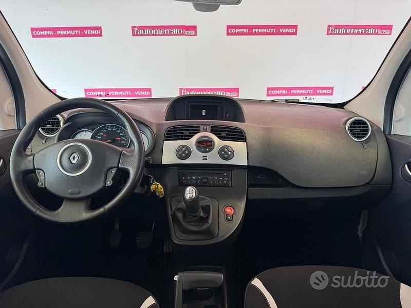 Usata Renault Kangoo 90 CV (66 kW) 2012 Blu Monovolume