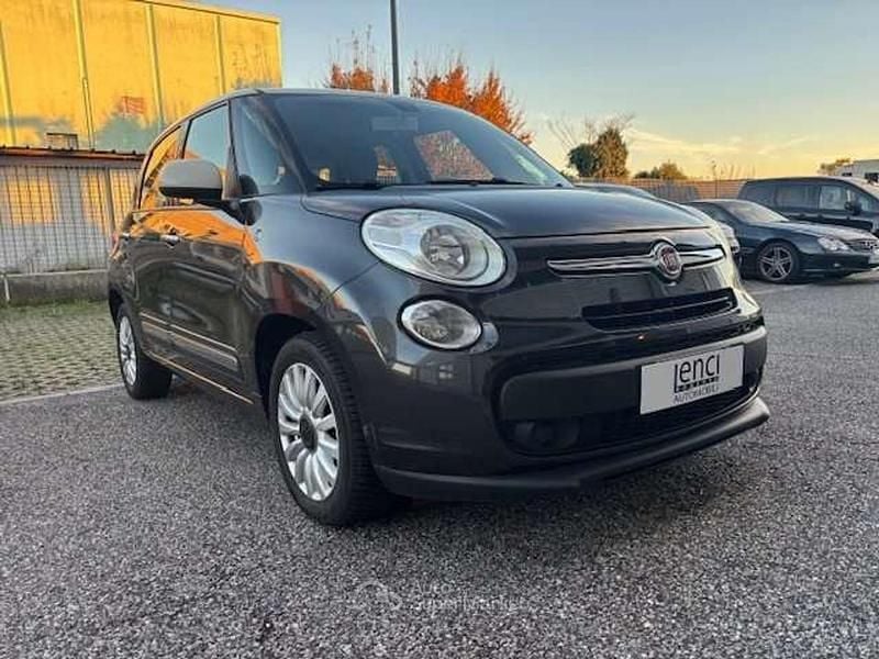 Grigio Usata 2014 Fiat 500L Lounge Monovolume | 7600 € (Buon prezzo) - Immagine 1/3