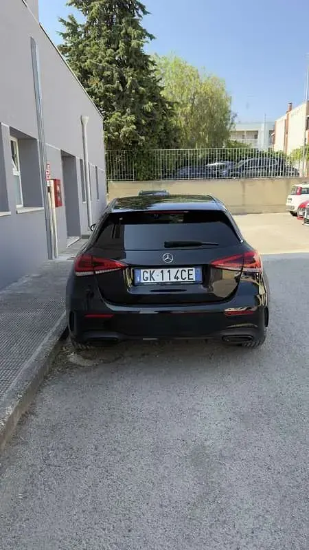 Usata Mercedes A180 Premium 116 CV (85 kW) 2022 Berlina