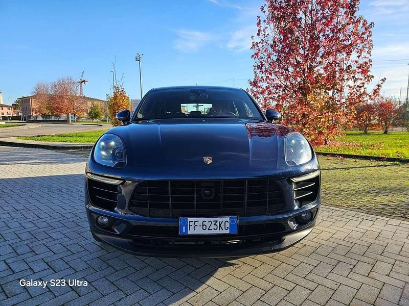Blu/azzurro Usata 2016 Porsche Macan SUV | 35.000 € (Super prezzo) - Immagine 1/4