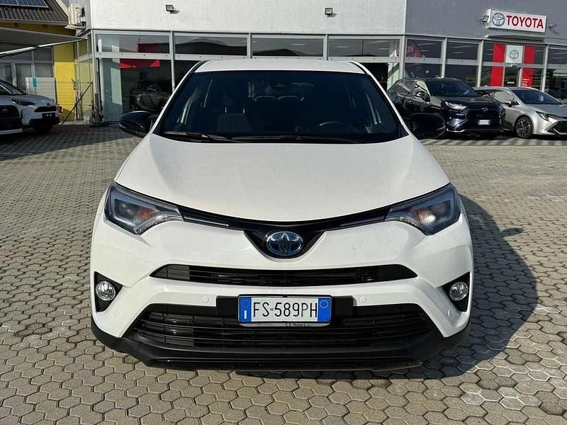 Usata Toyota RAV4 Hybrid 155 CV (114 kW) 2018 Bianco SUV