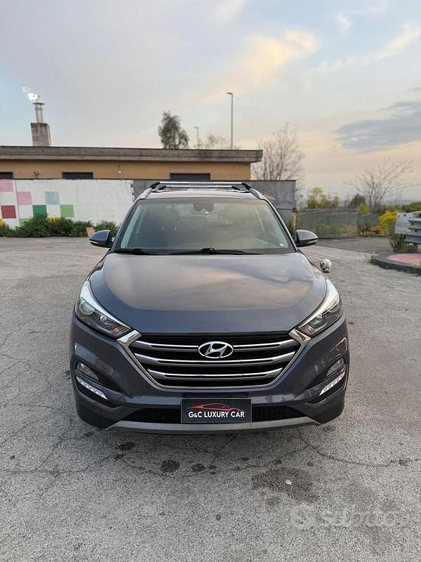 Usata Hyundai Tucson Xpossible 116 CV (85 kW) 2016 Grigio SUV