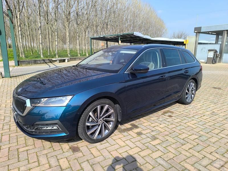 Usata Skoda Octavia Style 150 CV (110 kW) 2021 Other Station wagon