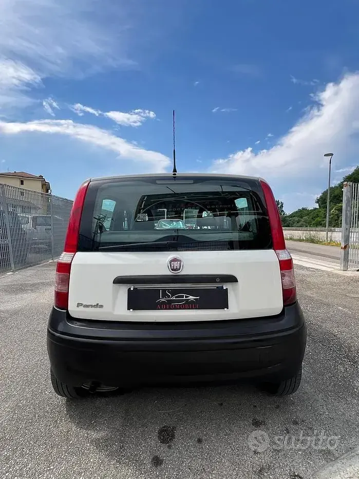 Usata Fiat Panda Active 54 CV (39 kW) 2009 Bianco Utilitaria