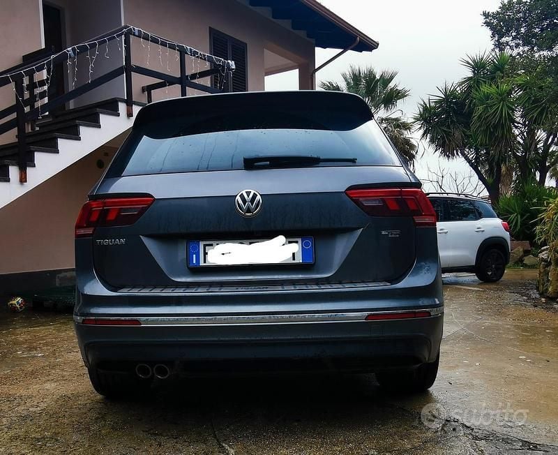 Usata VW Tiguan R-line 150 CV (110 kW) 2019 Verde SUV