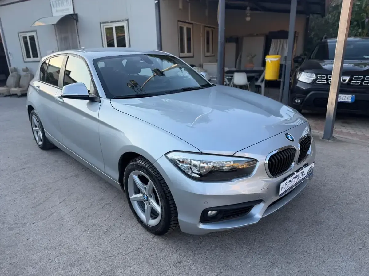 Usata BMW 116 116 CV (85 kW) 2016 Argento Utilitaria