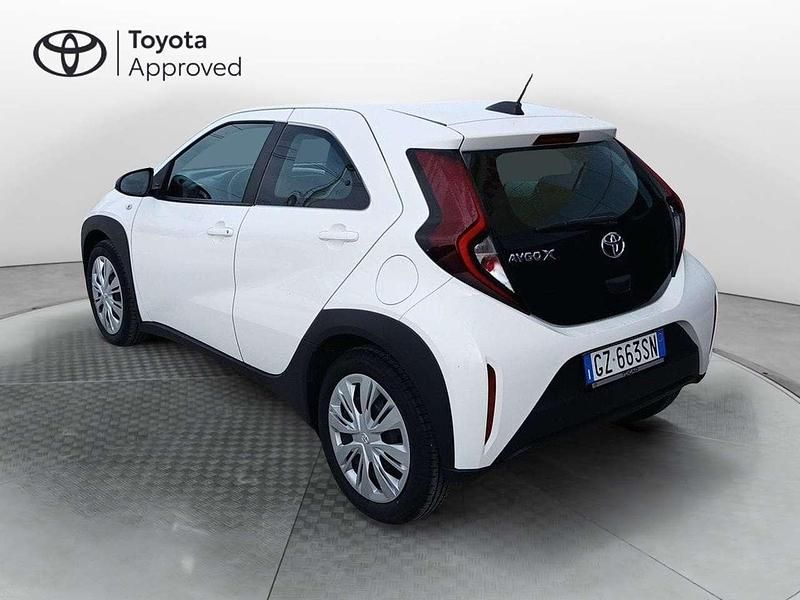 Usata Toyota Aygo X Active 72 CV (52 kW) 2025 Bianco SUV