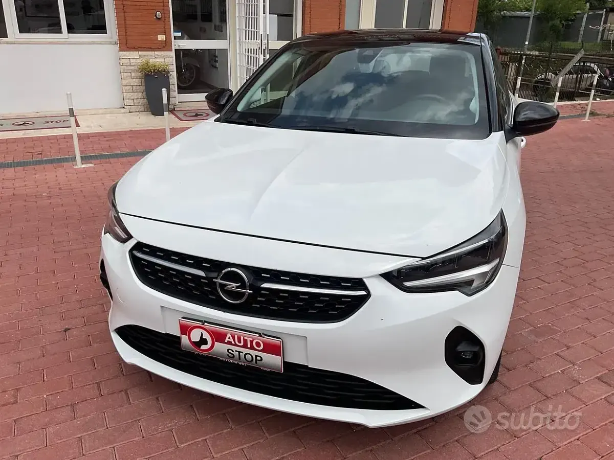 Używany Opel Corsa Elegance 75 KM (55 kW) 2020 Biały Hatchback