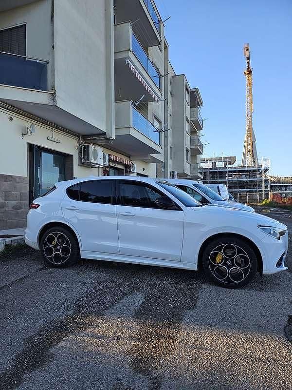 Usata Alfa Romeo Stelvio Super 190 CV (139 kW) 2018 SUV
