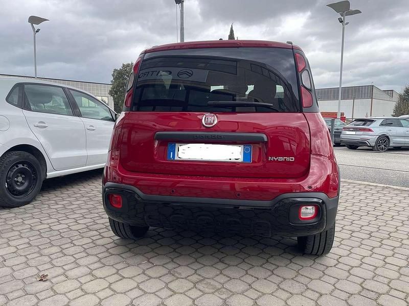 Usata Fiat Panda Cross Cross 69 CV (50 kW) 2025 Rosso Utilitaria