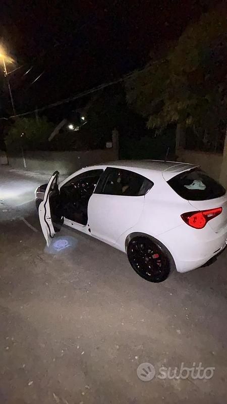 Usata Alfa Romeo Giulietta 120 CV (88 kW) 2016 Bianco Berlina