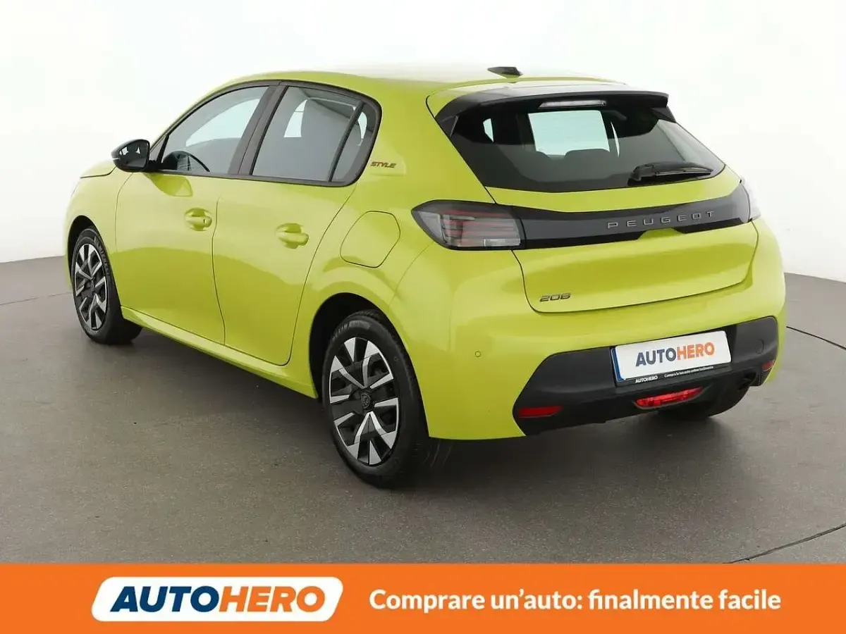 Usata Peugeot 208 Style 101 CV (74 kW) 2025 Giallo Utilitaria