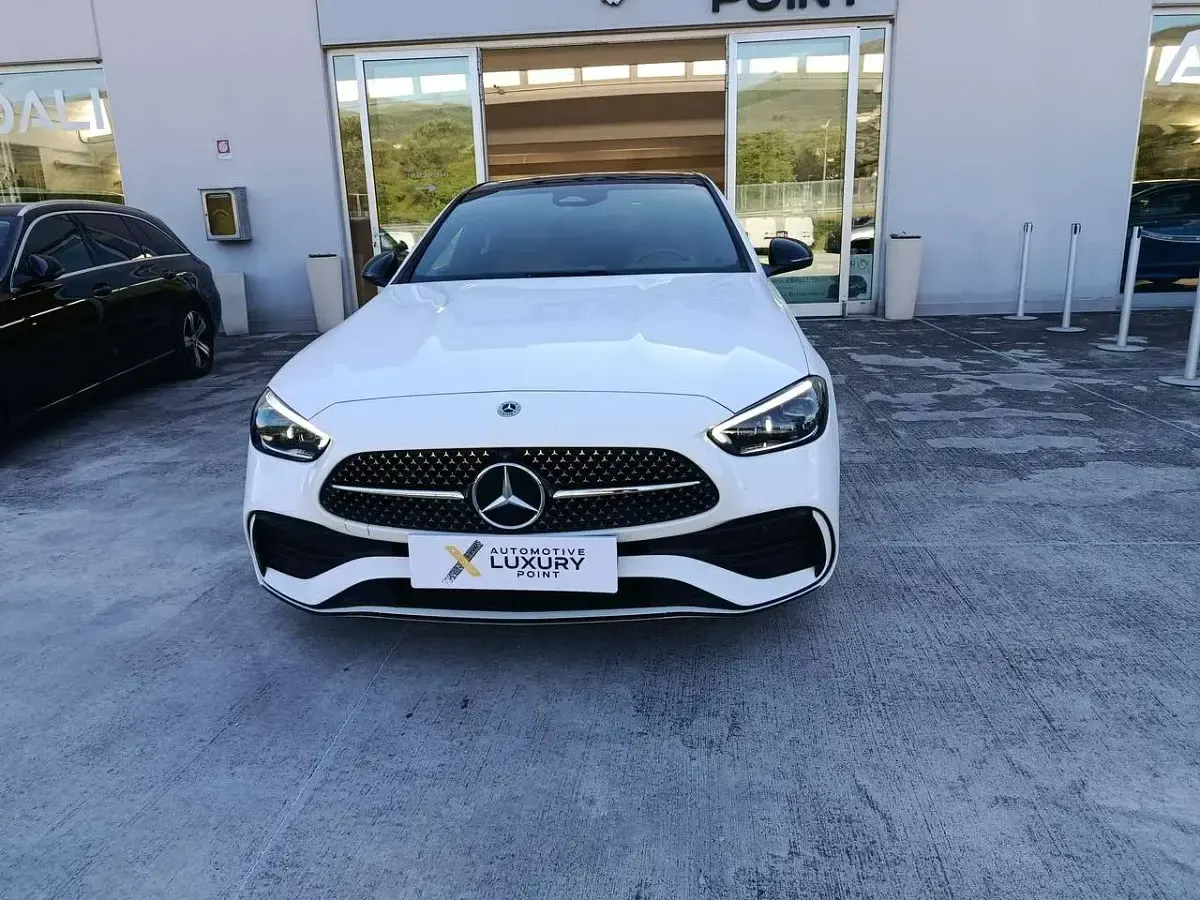 Usata Mercedes C300e Premium 265 CV (194 kW) 2022 Bianco Berlina