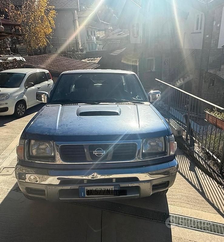 Gebraucht Nissan Navara 1998 Blau Pickup