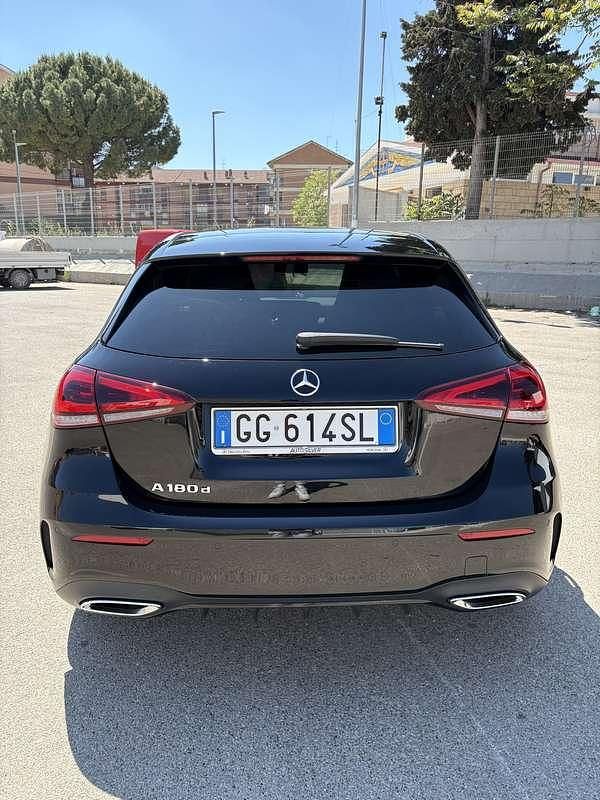 Usata Mercedes A180 Premium 116 CV (85 kW) 2021 Berlina