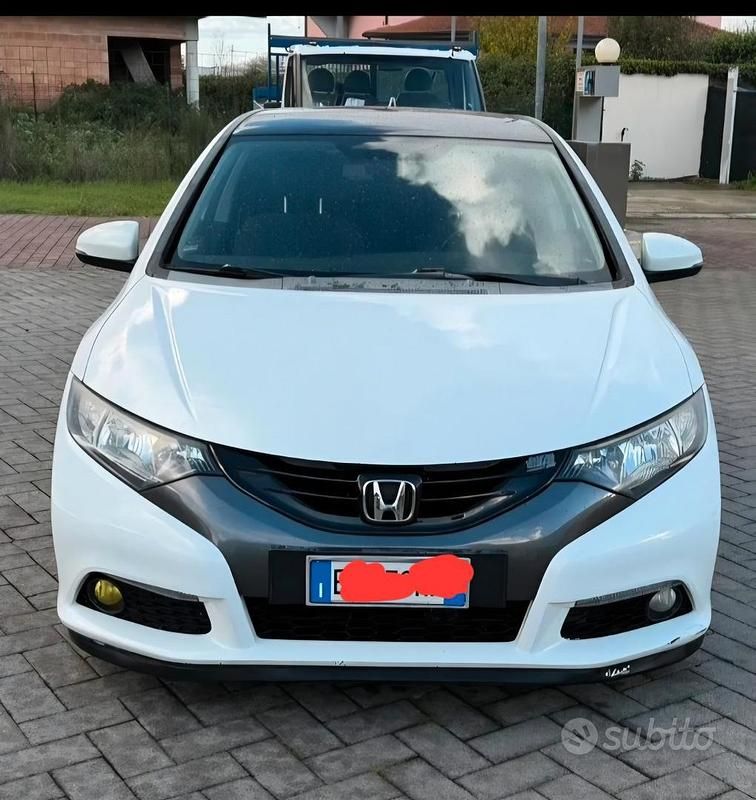 Bianco Usata 2012 Honda Civic Tre volumi | 8900 € - Immagine 1/4
