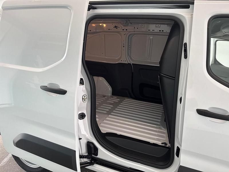 Ny Fiat Doblò 101 HK (74 kW) 2026 Hvid MPV