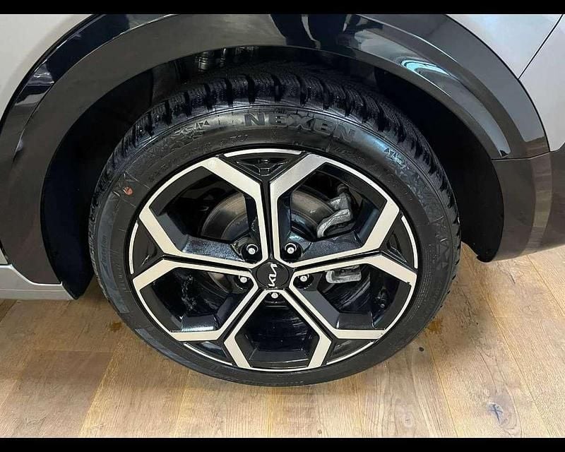 Usata Kia Niro Style 105 CV (77 kW) 2023 Argento SUV
