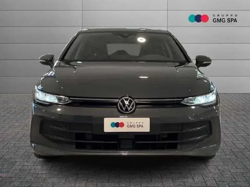 Usata VW Golf VIII Edition 116 CV (85 kW) 2025 Grigio Utilitaria