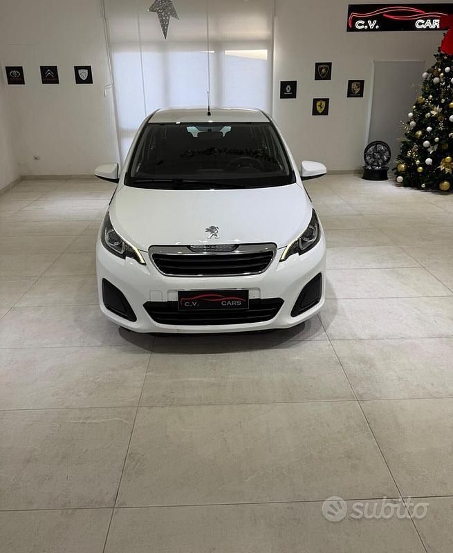 Usata Peugeot 108 Active 73 CV (53 kW) 2021 Bianco Utilitaria