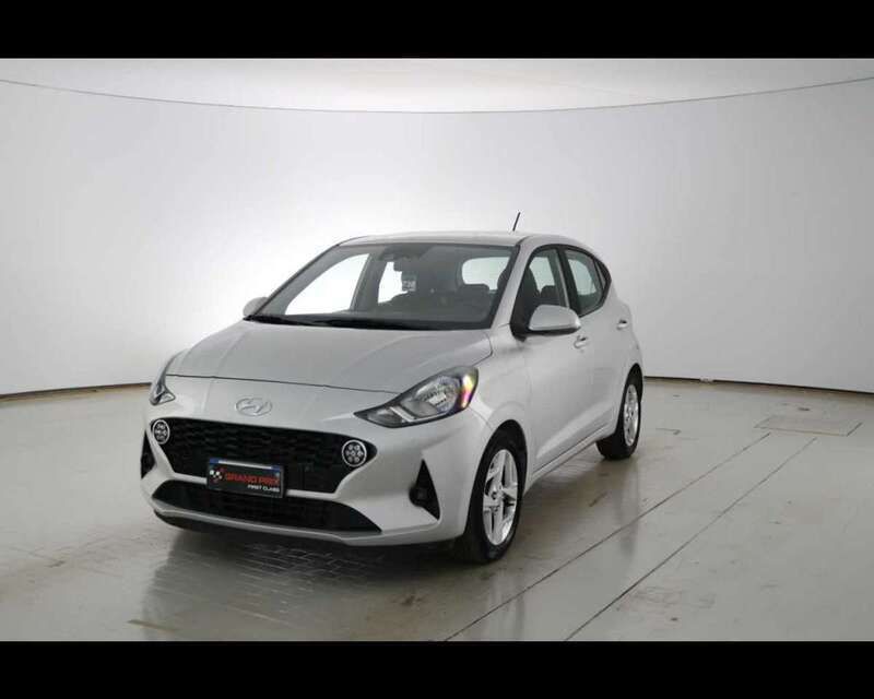 Vari colori Usata 2022 Hyundai i10 Due volumi | 9890 € (Super prezzo) - Immagine 1/4