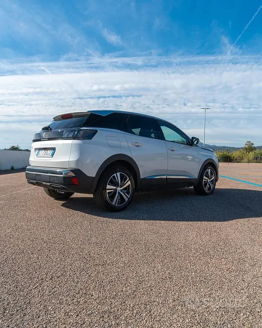 Usata Peugeot 3008 Allure 131 CV (96 kW) 2024 Bianco SUV