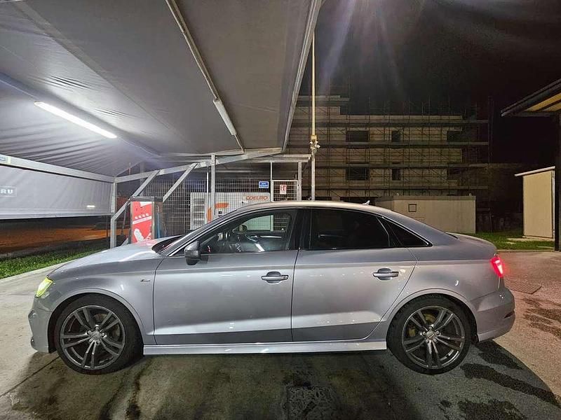 Usata Audi A3 S-Line 116 CV (85 kW) 2018 Grigio Berlina