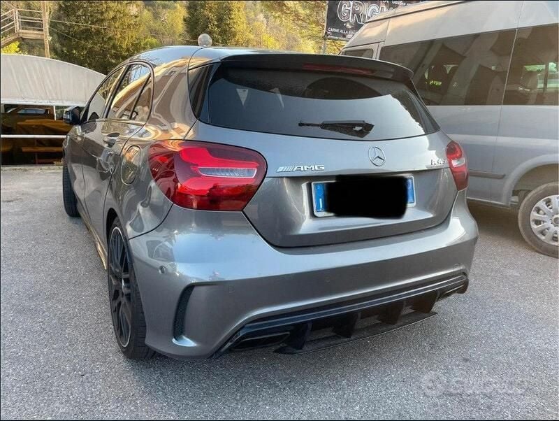 Usata Mercedes A45 AMG AMG 381 CV (280 kW) 2018 Grigio Utilitaria