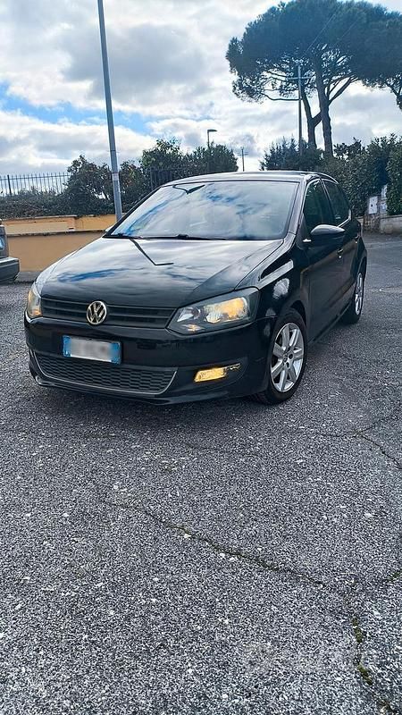 Usata VW Polo Comfortline 90 CV (66 kW) 2010 Nero Utilitaria
