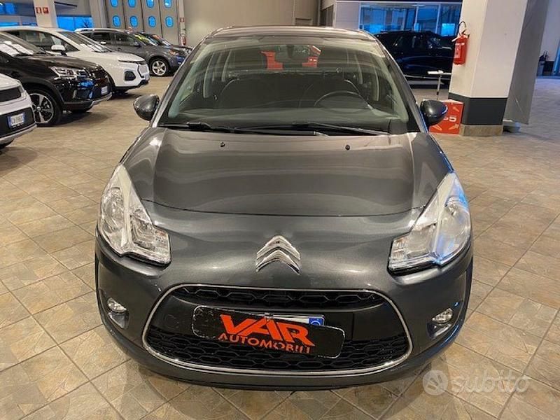 Usata Citroën C3 Exclusive 60 CV (44 kW) 2012 Grigio scuro Berlina