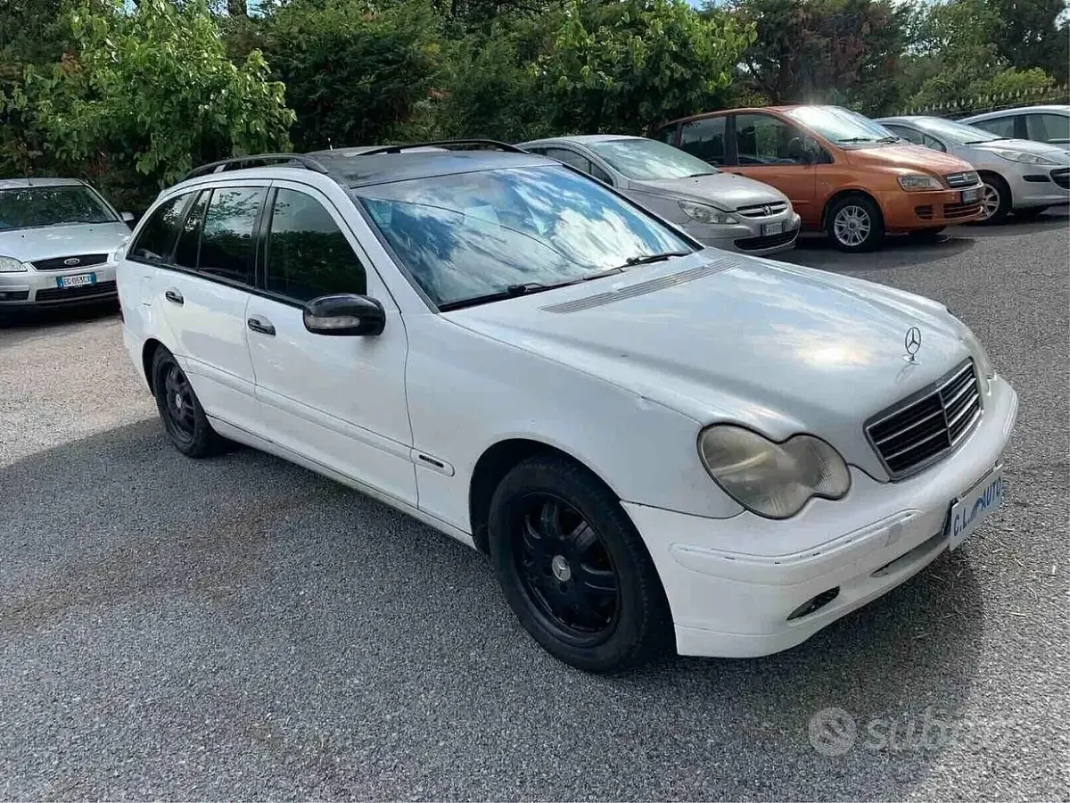 Usata Mercedes C220 116 CV (85 kW) 2003 Bianco Station wagon
