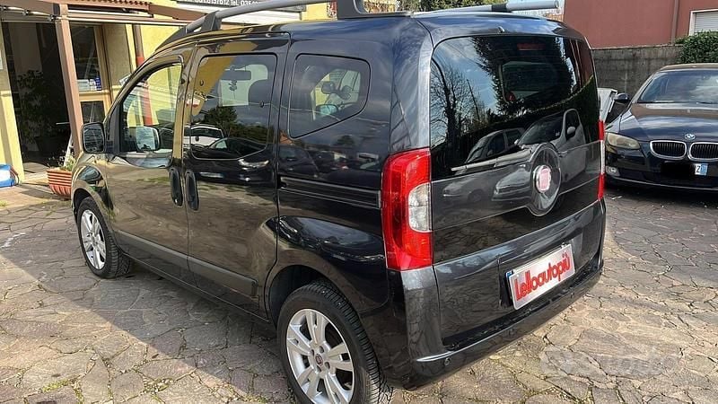 Usata Fiat Qubo Trekking 75 CV (55 kW) 2011 Nero Monovolume