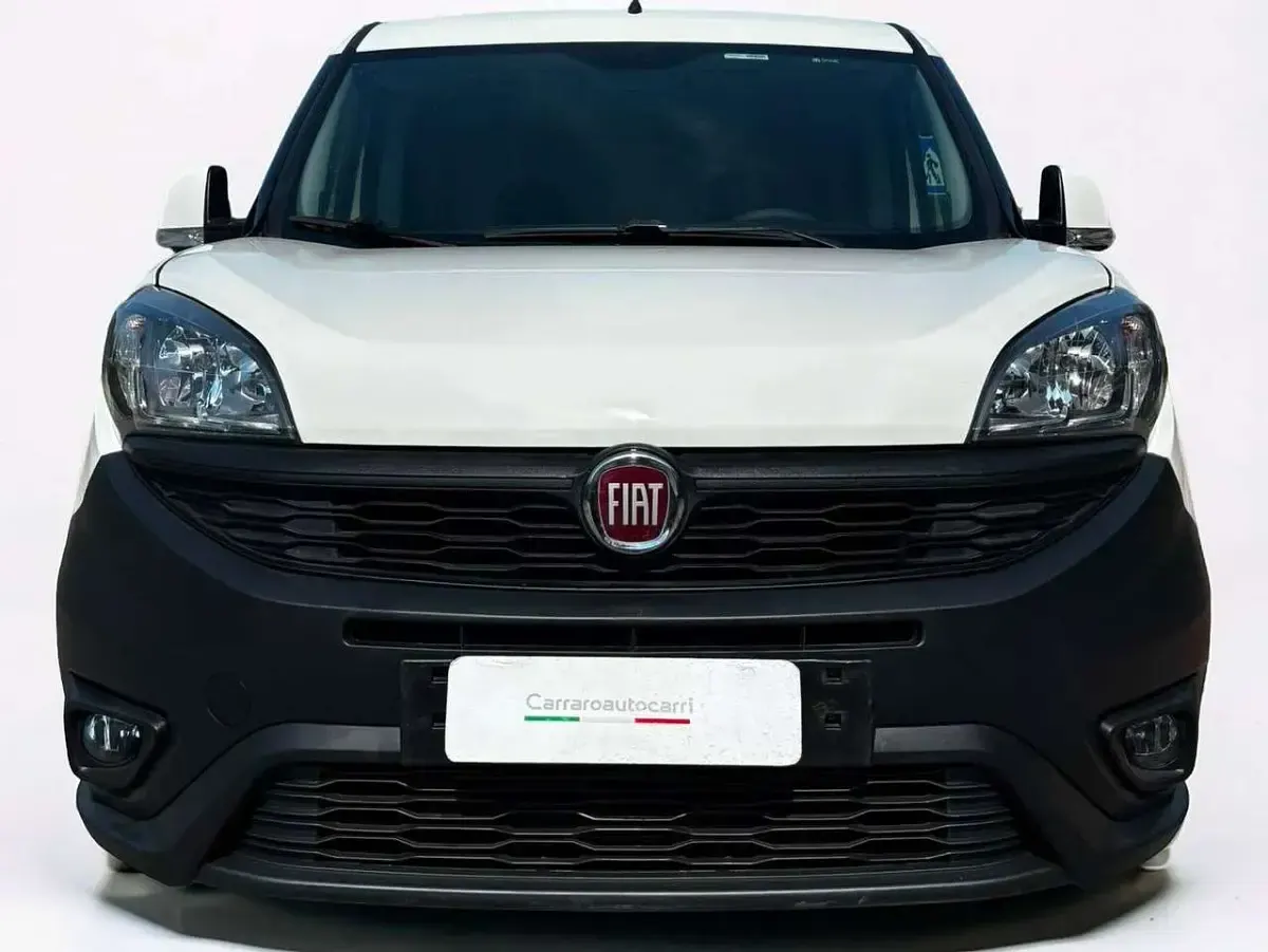 Usata Fiat Doblò 120 CV (88 kW) 2019 Bianco Monovolume
