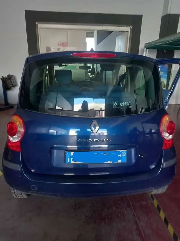 Usata Renault Modus Privilege 75 CV (55 kW) 2005 Blu/azzurro Monovolume