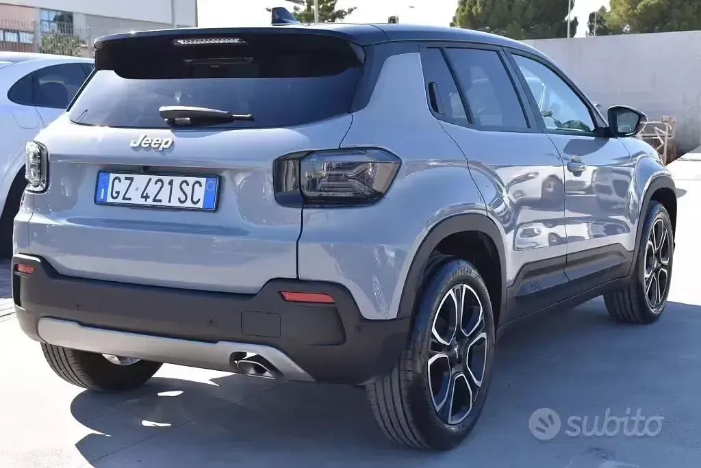 Usata Jeep Avenger Summit 101 CV (74 kW) 2025 Antracite SUV