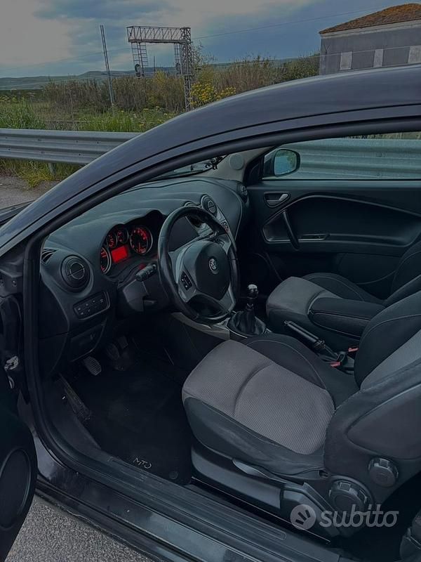 Usata Alfa Romeo MiTo 79 CV (58 kW) 2008 Nero Utilitaria