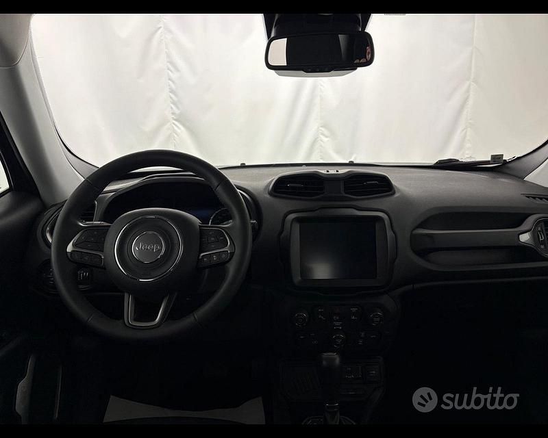 Używany Jeep Renegade Limited 150 KM (110 kW) 2021 Szary SUV