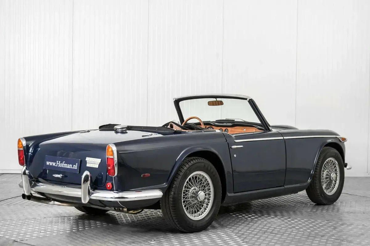 Usata Triumph TR 250 106 CV (77 kW) 1968 Altri Cabrio