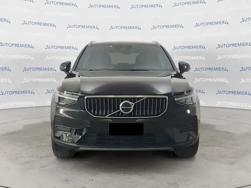 Usata Volvo XC40 Core 211 CV (155 kW) 2023 Nero SUV