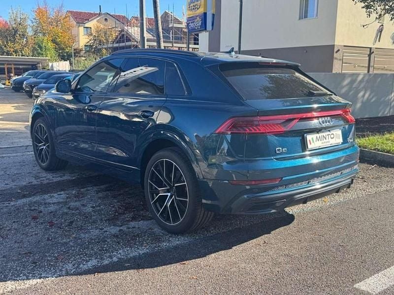 Usata Audi Q8 Sport 286 CV (210 kW) 2020 Blu firmamento SUV