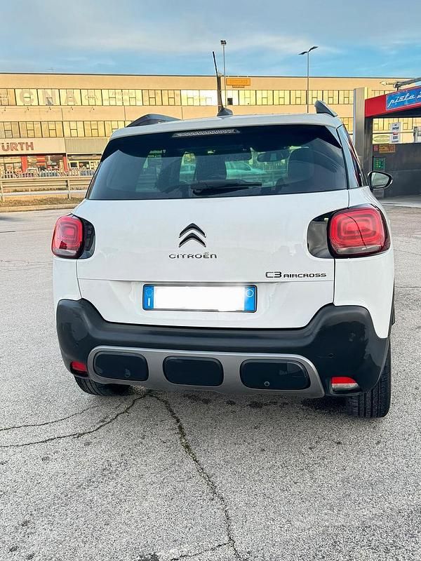 Usata Citroën C3 Aircross Shine 100 CV (73 kW) 2020 Bianco SUV