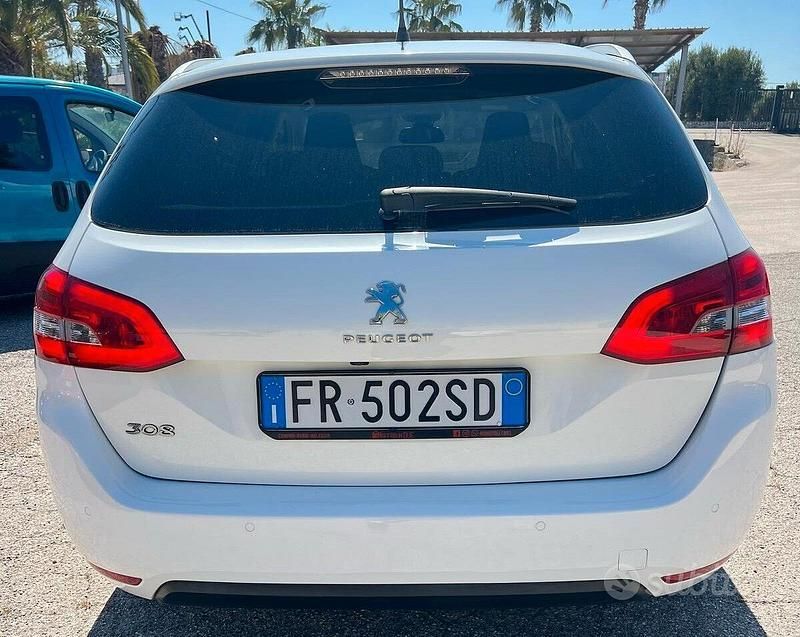 Usata Peugeot 308 Allure 131 CV (96 kW) 2018 Bianco Station wagon