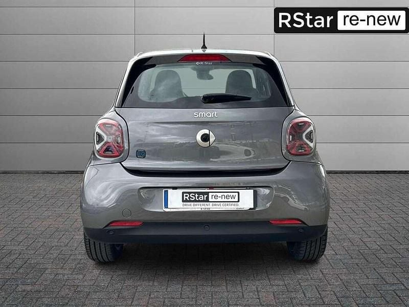 Usata Smart ForFour Electric Drive 60 kW (82 CV) 2021 Grigio Berlina