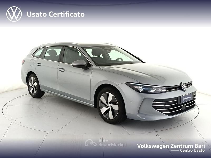 Usata VW Passat Business 150 CV (110 kW) 2024 Argento Station wagon