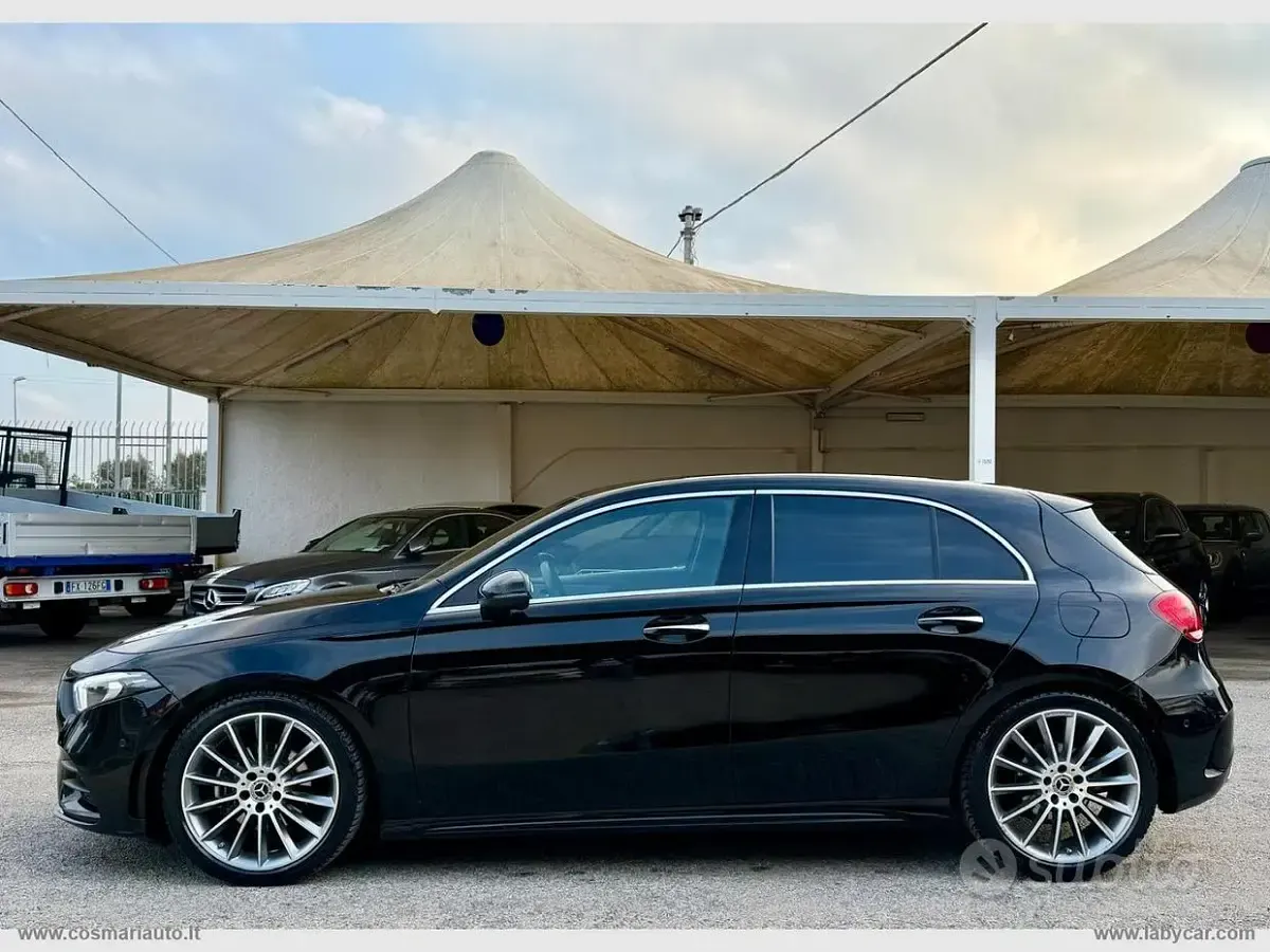 Usata Mercedes A180 Premium 116 CV (85 kW) 2022 Nero Berlina