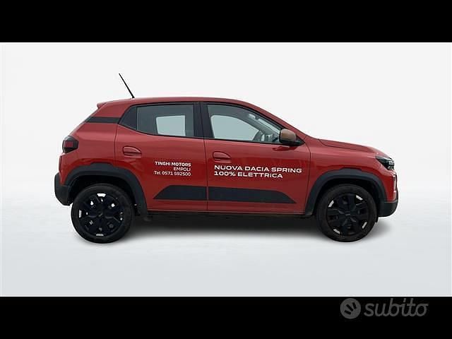 Usata Dacia Spring Extreme 47 kW (65 CV) 2024 Rosso Utilitaria