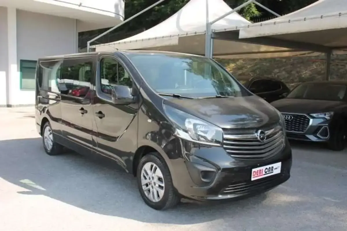 Usata Renault Trafic 121 CV (88 kW) 2018 Nero Monovolume